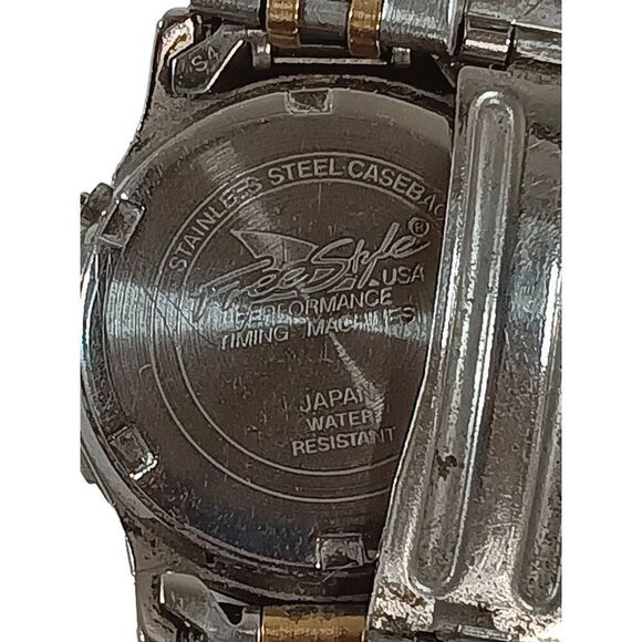 Vtg Freestyle Diver Watch Women Silver Tone Night Vision Date 100M New Battery - Picture 3 of 7